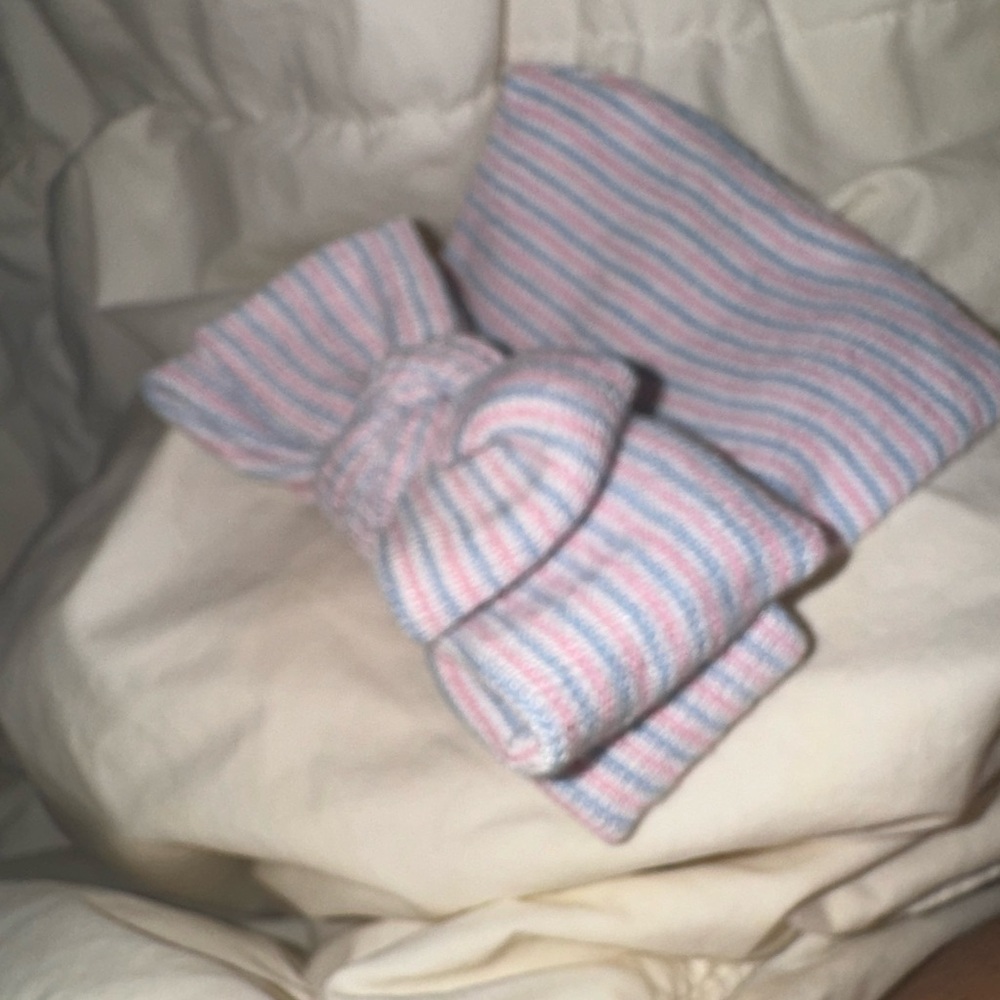 Custum New Born Double Bow Hospital hat